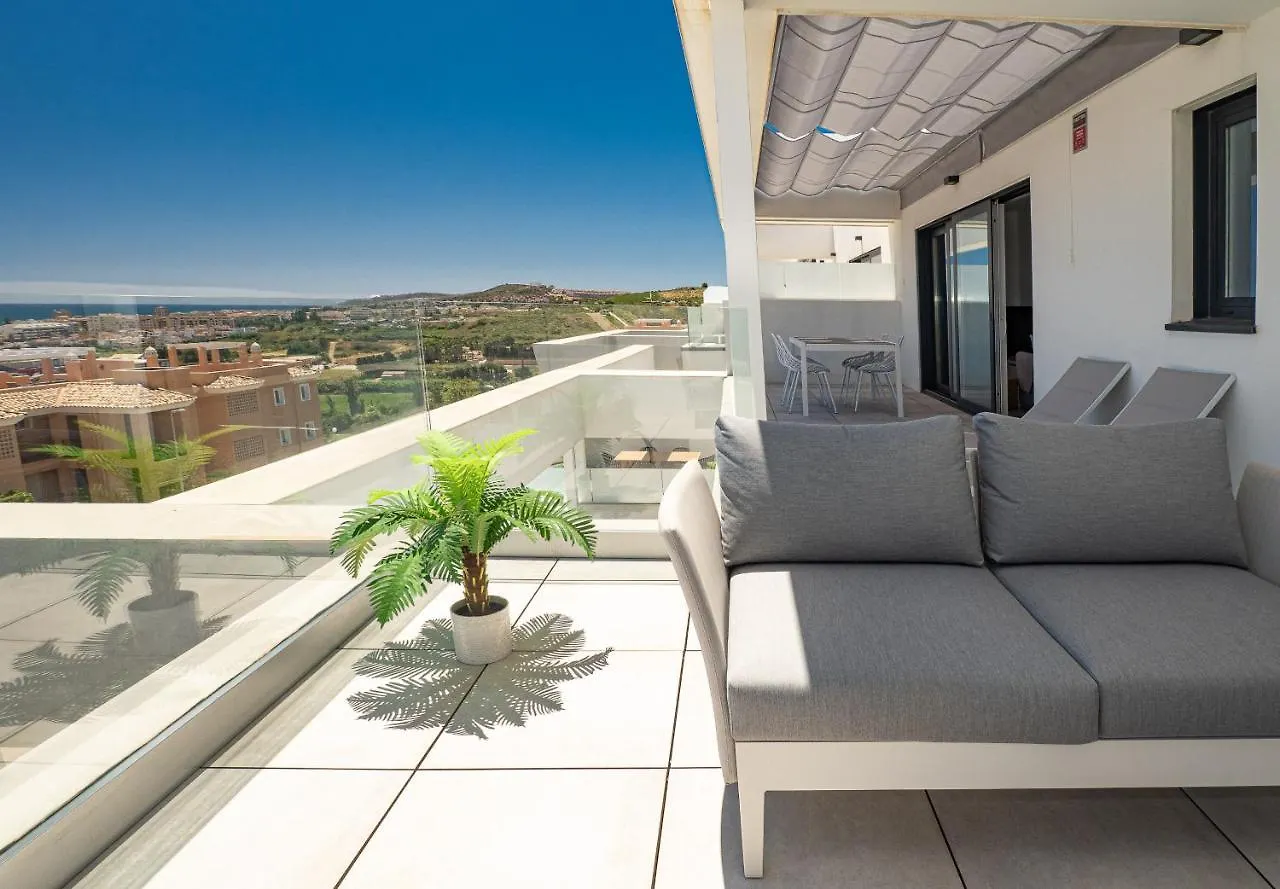 Luxury New Modern Penthouse With Golf And Sea Views - Via Celere 2390 Lägenhet Casares