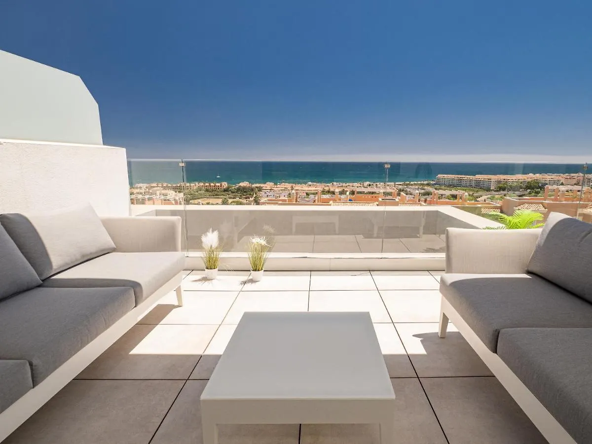 Luxury New Modern Penthouse With Golf And Sea Views - Via Celere 2390 Lägenhet Casares