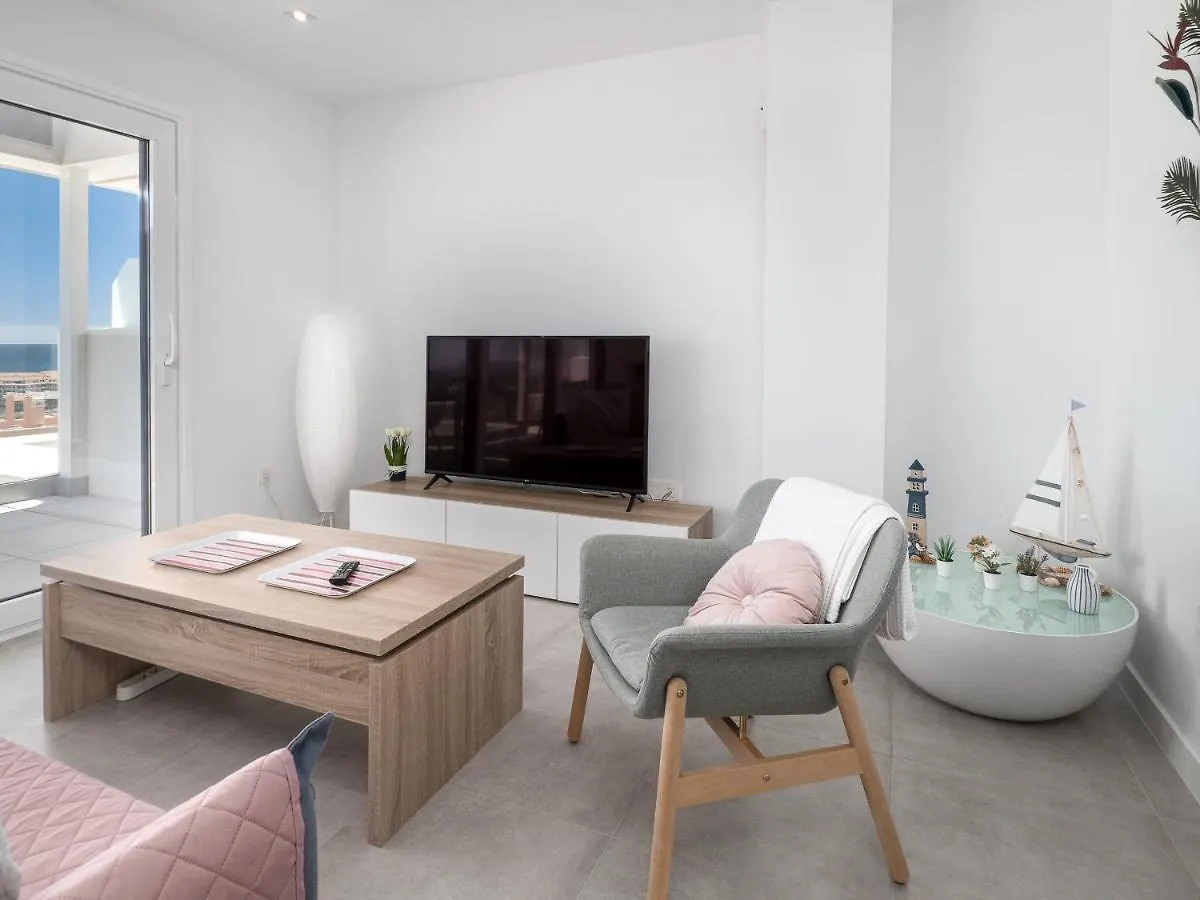 Luxury New Modern Penthouse With Golf And Sea Views - Via Celere 2390 Lägenhet Casares 0*,  Spanien